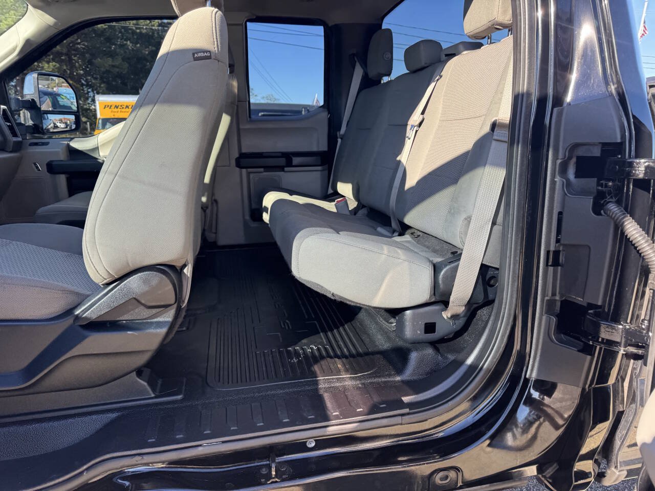 Used 2017 Ford F250 XL w/ Power Equipment Group AWD/4WD image 25
