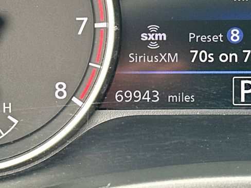 Used 2022 Nissan Sentra SR w/ Midnight Edition FWD image 28