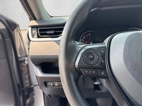 Certified 2025 Toyota RAV4 XLE AWD/4WD image 18