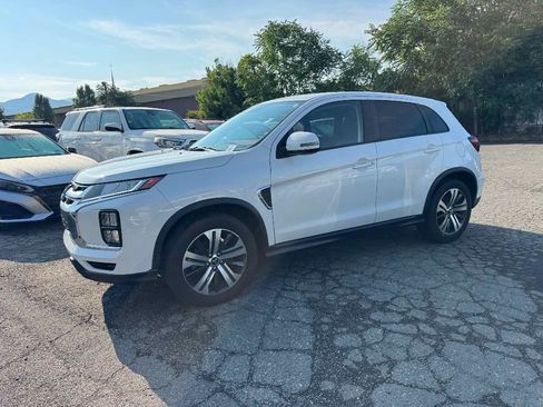 Used 2020 Mitsubishi Outlander Sport SE image 4
