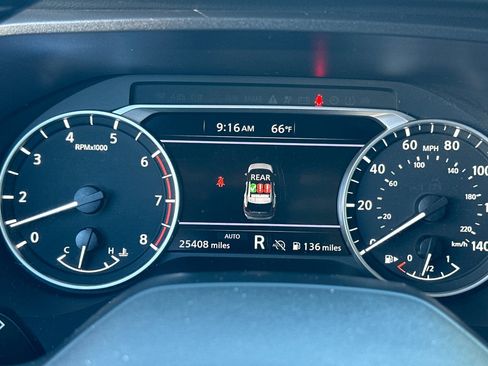 Used 2025 Nissan Rogue SV AWD/4WD image 25