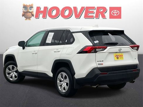 Used 2024 Toyota RAV4 LE image 5