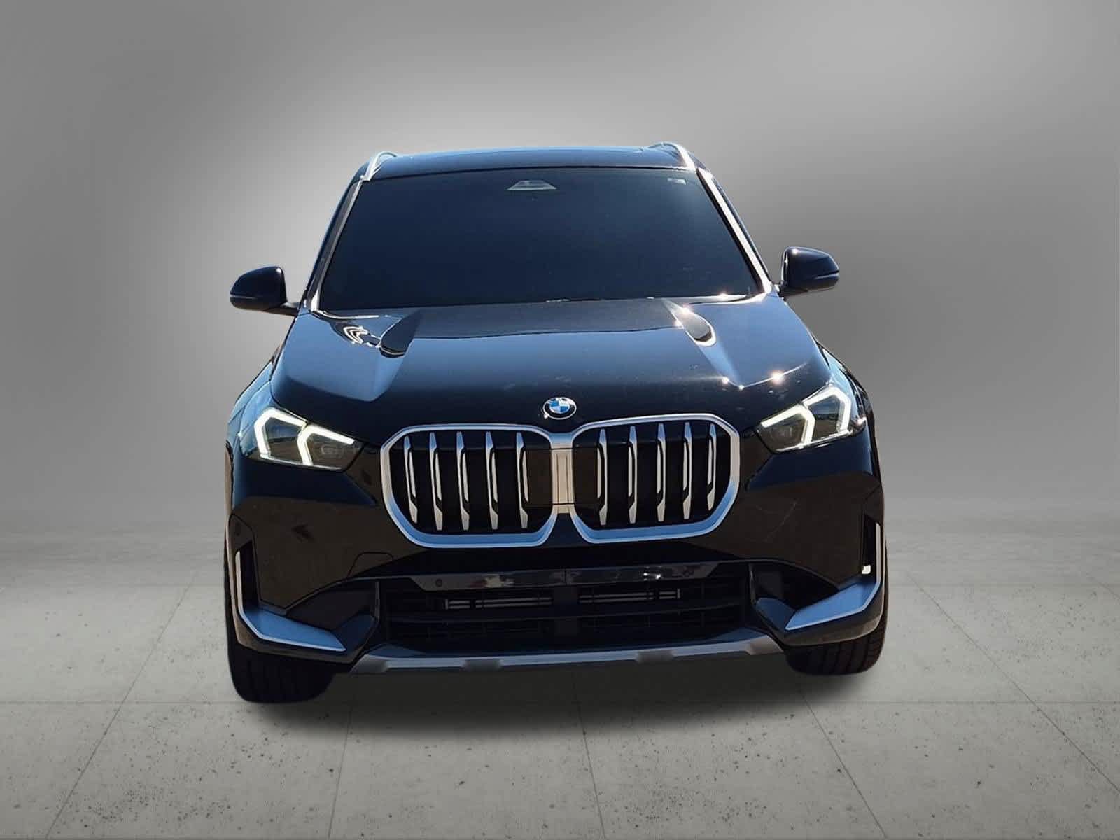 Used 2025 BMW X1 xDrive28i w/ Convenience Package AWD/4WD image 9