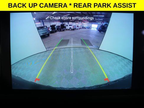 Used 2024 Jeep Wrangler Willys image 7