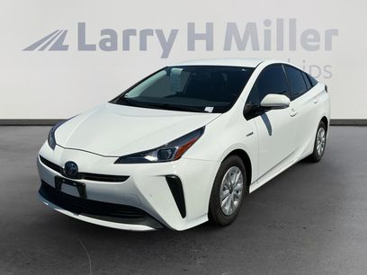 Used 2019 Toyota Prius LE