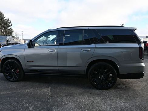 Used 2026 Cadillac Escalade V image 9