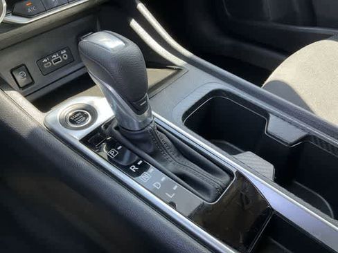 Used 2025 Nissan Sentra SV image 23