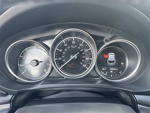 Used 2022 MAZDA CX-5 Carbon Edition image 32