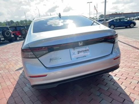 Certified 2024 Honda Accord EX image 8
