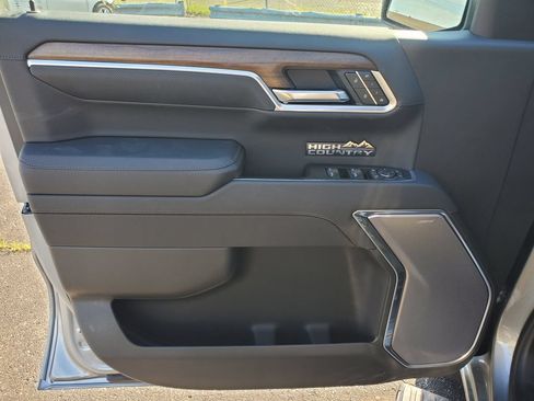 New 2026 Chevrolet Silverado 1500 High Country AWD/4WD image 11