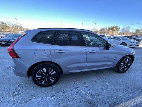 New 2026 Volvo XC60 B5 Plus w/ Climate Package image 9