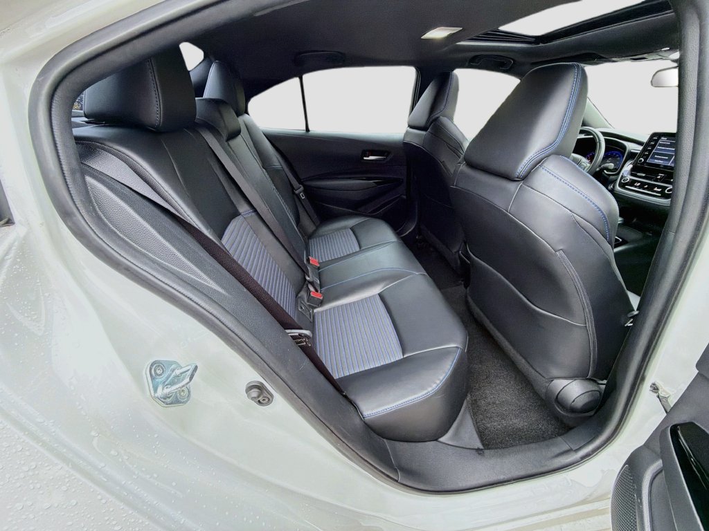 Used 2020 Toyota Corolla XSE FWD image 29