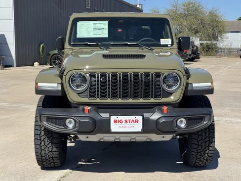 New 2026 Jeep Gladiator Mojave AWD/4WD image 3