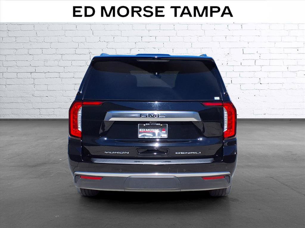 Used 2022 GMC Yukon Denali w/ Denali Premium Package AWD/4WD image 4