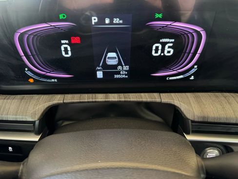 Used 2023 Kia Telluride EX image 12