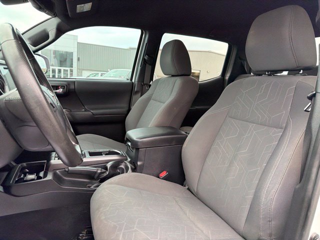 Used 2019 Toyota Tacoma TRD Sport RWD image 18
