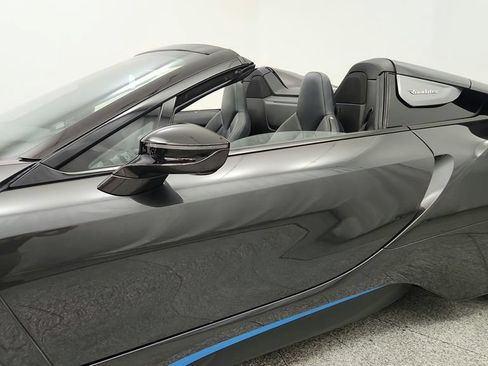 Used 2019 BMW i8 Roadster AWD/4WD image 14