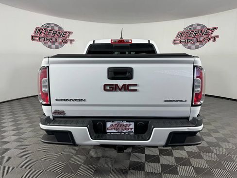 Used 2018 GMC Canyon Denali image 6