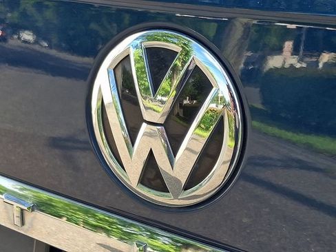 Used 2018 Volkswagen Atlas SEL AWD/4WD image 30