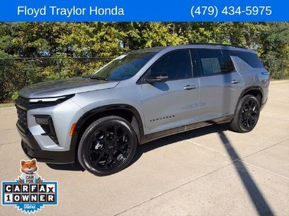 Used 2025 Chevrolet Traverse RS w/ LPO, Floor Liner Package