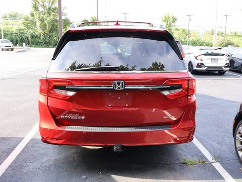 Used 2022 Honda Odyssey Elite image 6