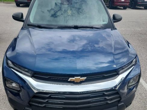 Used 2021 Chevrolet TrailBlazer LS FWD image 1