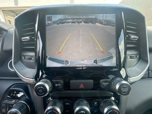 Used 2022 RAM 1500 Big Horn AWD/4WD image 19