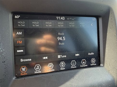 Used 2019 Jeep Compass Latitude image 18