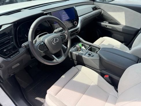 Used 2025 Lexus TX 350 AWD w/ Technology Package image 31