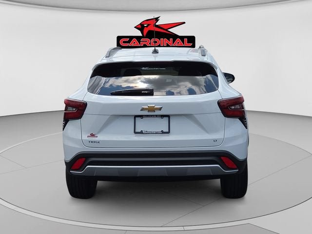 New 2026 Chevrolet Trax LT w/ LT Convenience Package FWD image 4