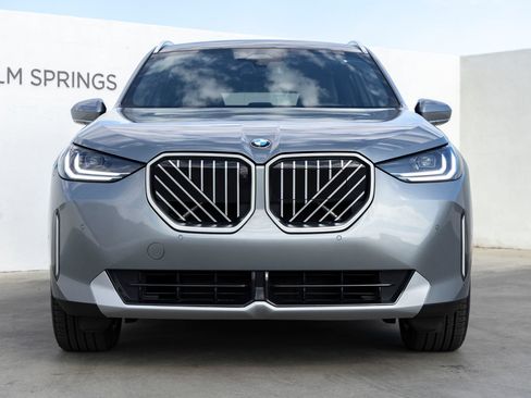 Used 2026 BMW X3 xDrive30i w/ Premium Package AWD/4WD image 4