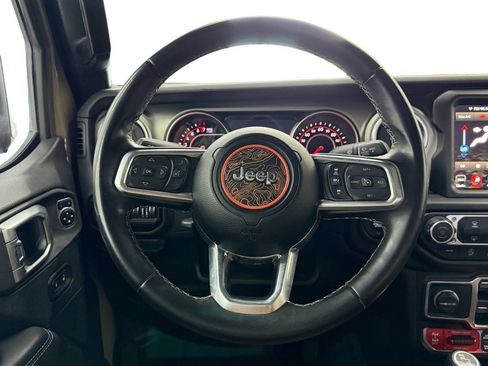 Used 2020 Jeep Gladiator Rubicon AWD/4WD image 13