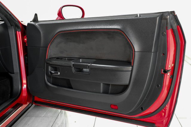 Used 2011 Dodge Challenger SRT8 RWD image 35