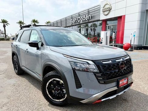 New 2026 Nissan Pathfinder Rock Creek image 1