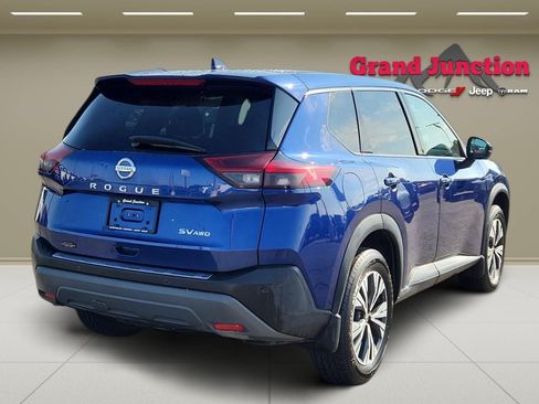 Used 2021 Nissan Rogue SV AWD/4WD image 4