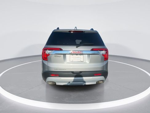 Used 2023 GMC Acadia SLE w/ Driver Convenience Package FWD image 7