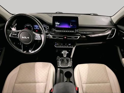 Used 2023 Kia Seltos EX AWD/4WD image 14
