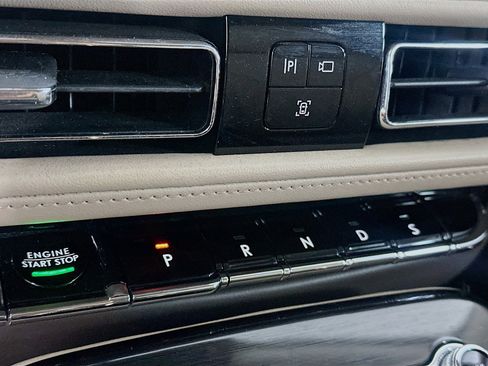 Used 2022 Lincoln Nautilus Reserve w/ Equipment Group 201A image 25