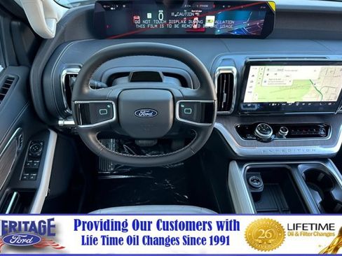 New 2026 Ford Expedition Platinum image 14