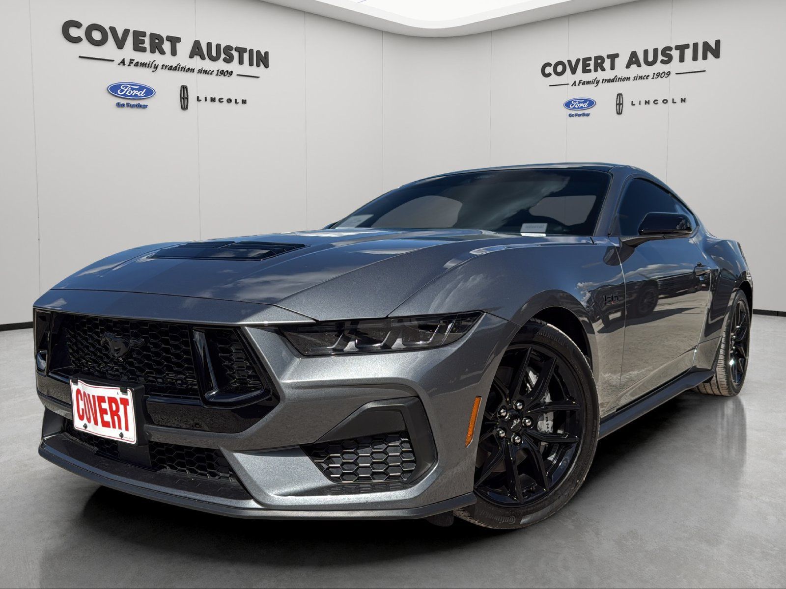 Used 2025 Ford Mustang GT Premium RWD image 1