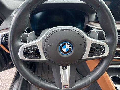 Used 2023 BMW 530e xDrive w/ Premium Package AWD/4WD image 14