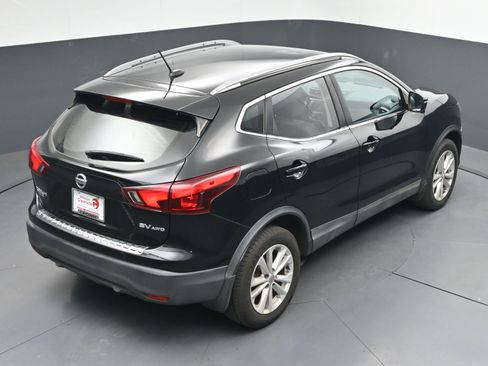 Used 2018 Nissan Rogue Sport SV w/ SV Technology Package image 33