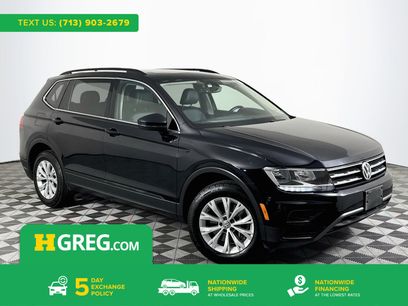 Used 2019 Volkswagen Tiguan SE w/ Panoramic Sunroof Package