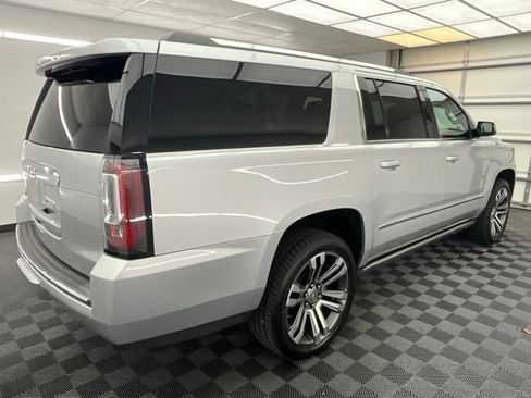Used 2019 GMC Yukon XL Denali w/ Denali Ultimate Package AWD/4WD image 24