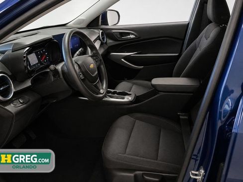 Used 2024 Chevrolet Trax LS w/ Driver Confidence Package FWD image 10
