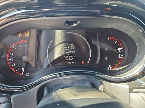 Used 2025 Dodge Durango R/T AWD/4WD image 9