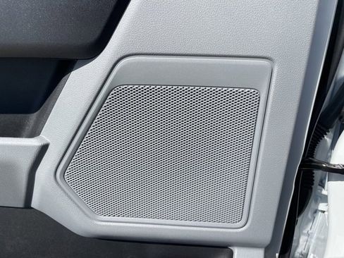 New 2025 Ford F250 XL w/ XL Chrome Package image 17