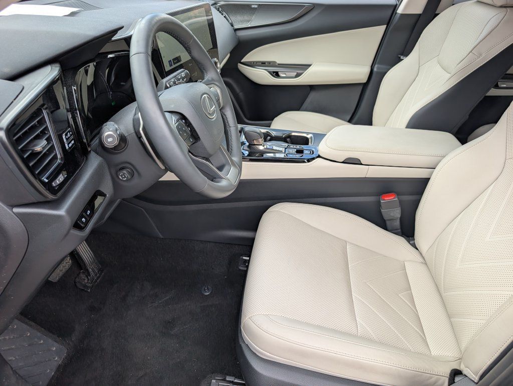 Used 2025 Lexus NX 450h+ AWD w/ Towing Package (2000 Lbs) image 12
