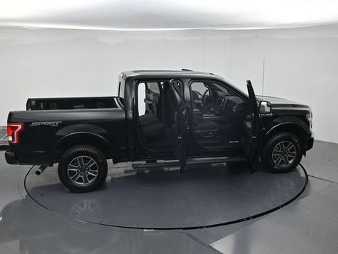 Used 2017 Ford F150 XLT w/ Equipment Group 302A Luxury AWD/4WD image 47