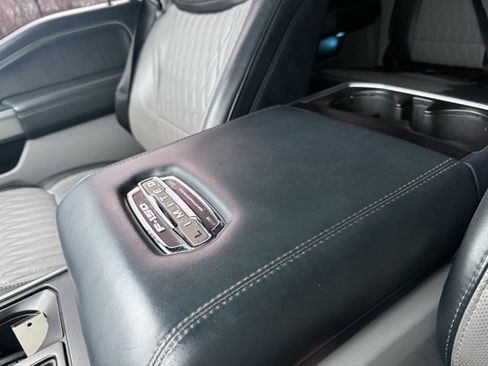 Used 2022 Ford F150 Limited image 34